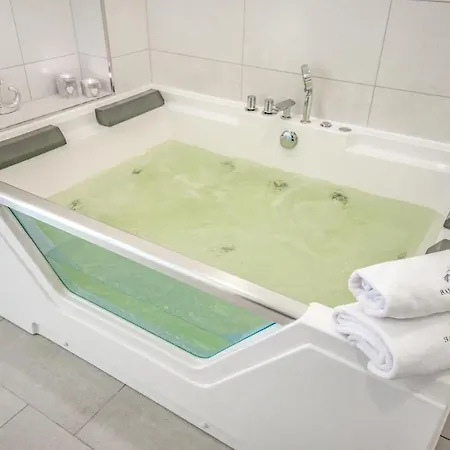 Baltic Village Holiday home Damp